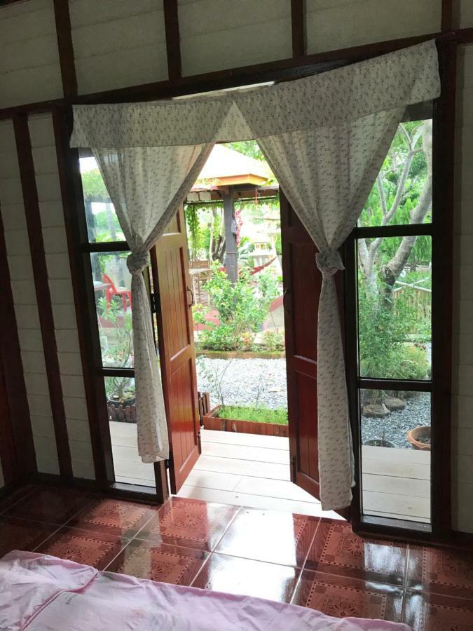 Appartement Grandma'S House à Nakhon Nayok Extérieur photo